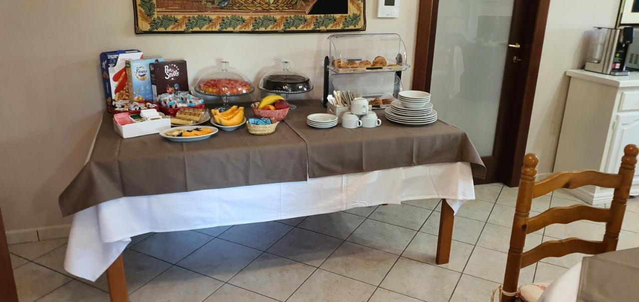 Artemisia Bed And Breakfast Sant'Anna Arresi Exterior photo